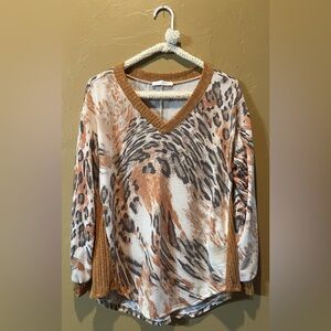 Ces Femme Top, Size small, New without tag